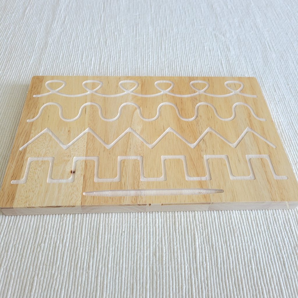 Montessori Tracing Board
