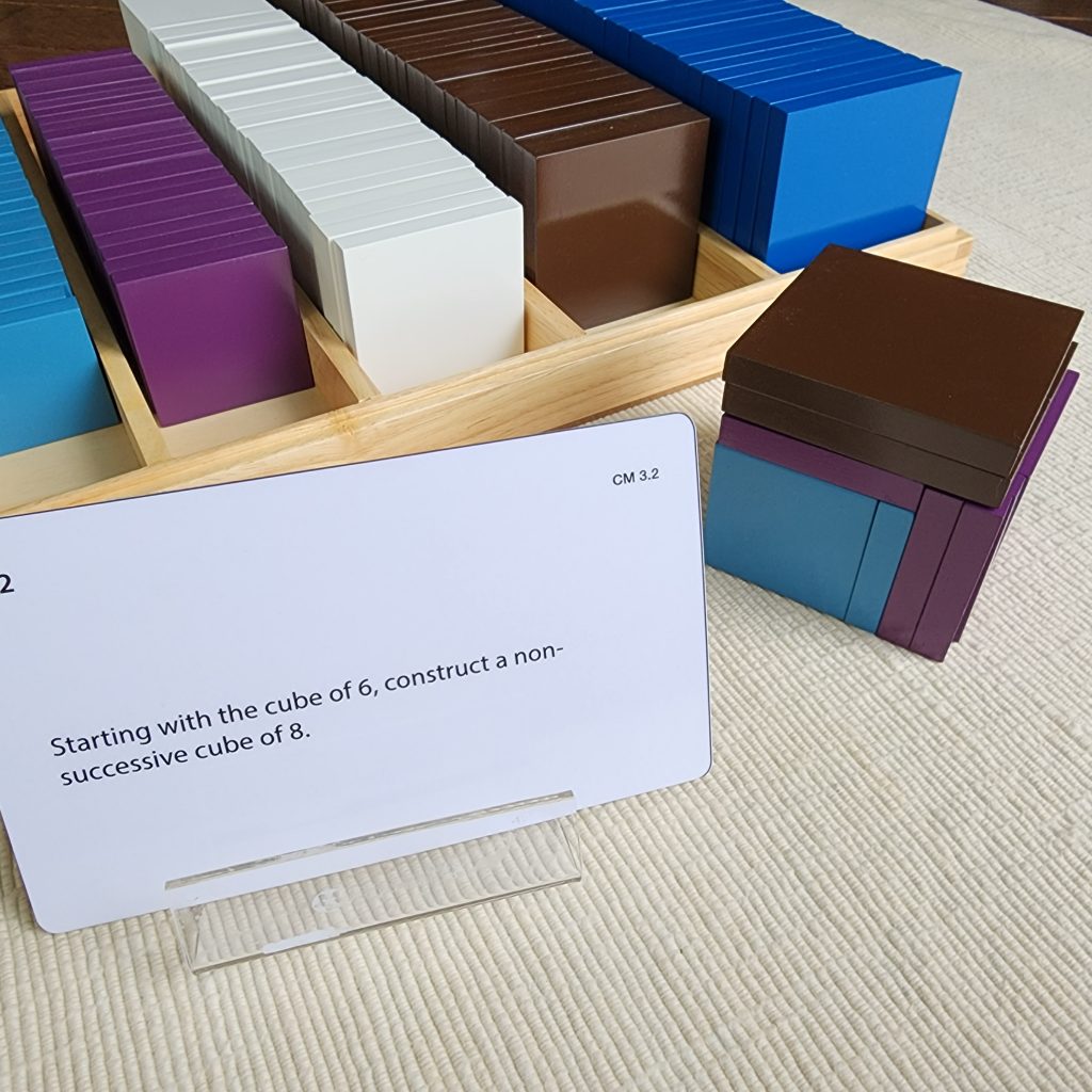 Montessori CUBING MATERIAL
